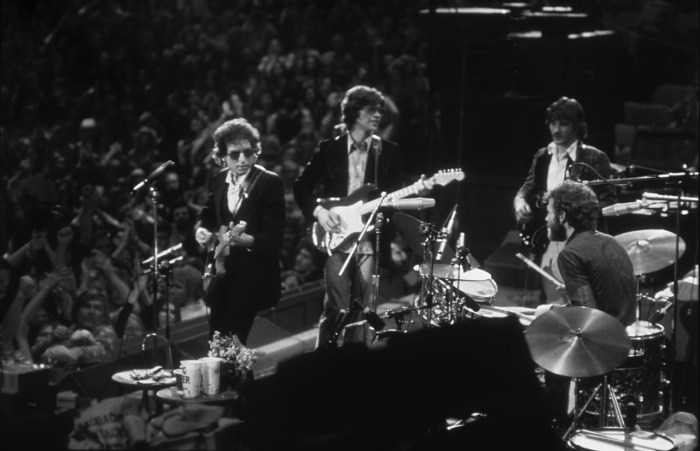 bob_dylan__the_band_1974